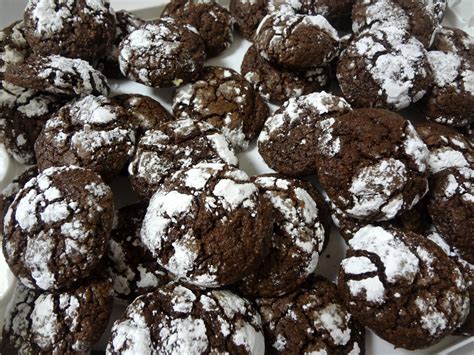 Courageous Joy: Cocoa Crinkle Cookies (Hersheys)