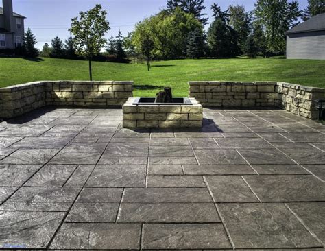 Amazing Backyard Stamped Concrete Patio Ideas