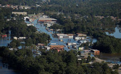 Hurricane Matthew aftermath: Evacuations ordered along North Carolina's ...