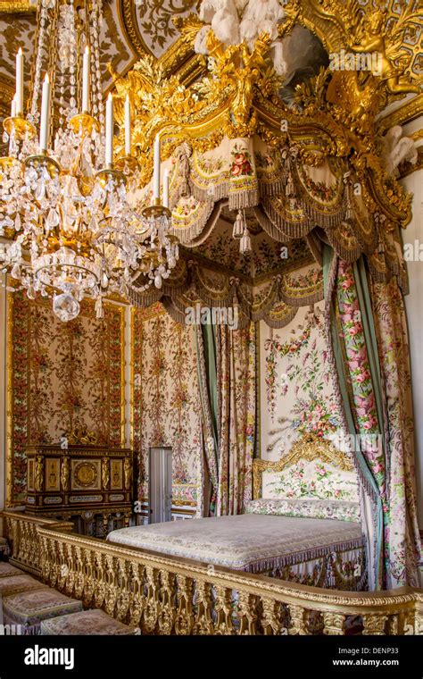 Queen's bed chamber, versailles hi-res stock photography and images - Alamy