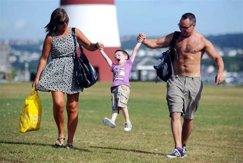 Plymouth Hoe: history, myths, parking, lighthouse and facts - Devon Live