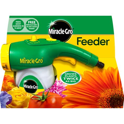 Miracle-Gro® Feeder, 1 unit | Love The Garden