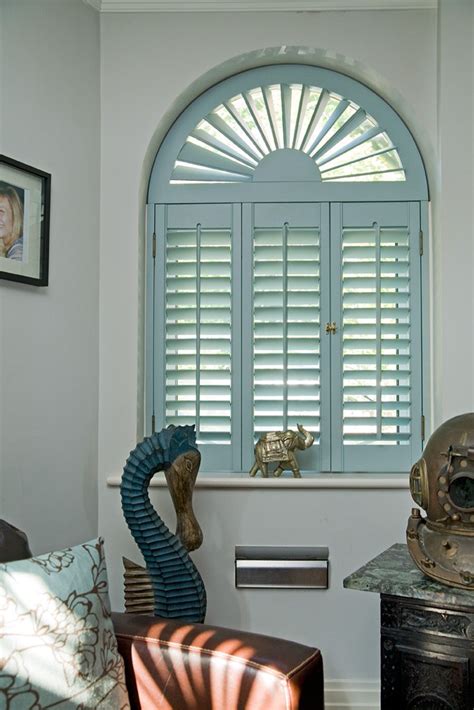 Pin by Dupuis on Habillage fenêtre cintrée | Interior shutters ...