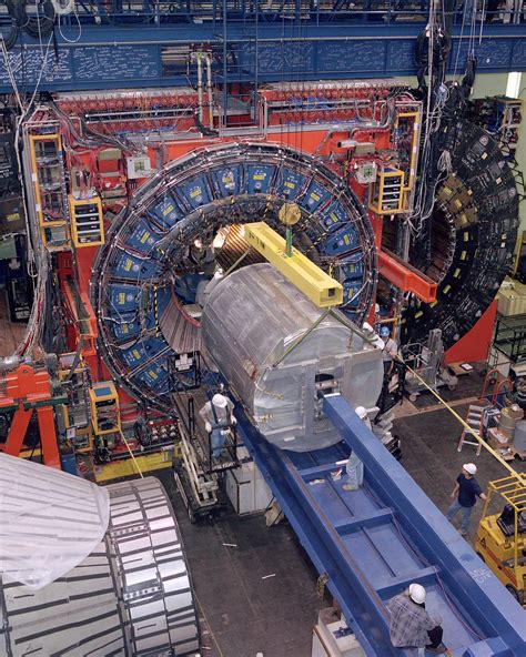 Fermilab to continue hunt for the Higgs