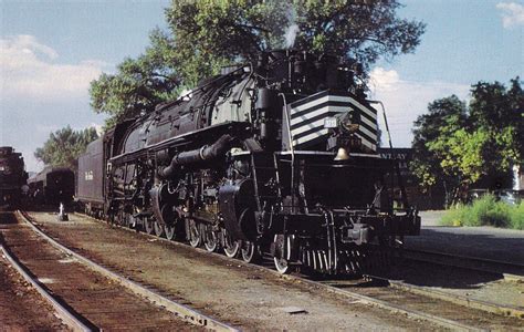 The 4-6-6-4 Challenger was a late model steam locomotive which was ...