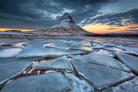 9-Day Winter Photography Workshop | North Iceland | Guide to Iceland