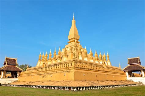 Pha That Luang - Vientiane Attractions – Go Guides