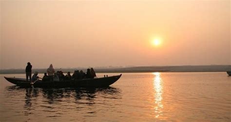 Ganges River Cruises | India Vacations & Tours 2024/25 | Goway
