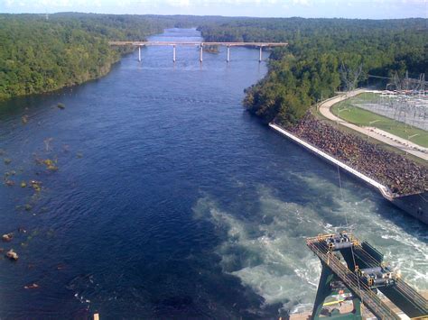 Hartwell Dam & Lake Visitor Center | Official Georgia Tourism & Travel Website | Explore Georgia.org