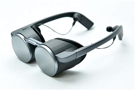 Panasonic's compact, HDR-capable VR goggles actually look kinda cool