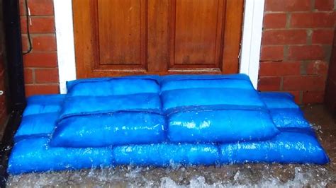 7 Alternatives to Sandbags (for Flooding Emergencies)