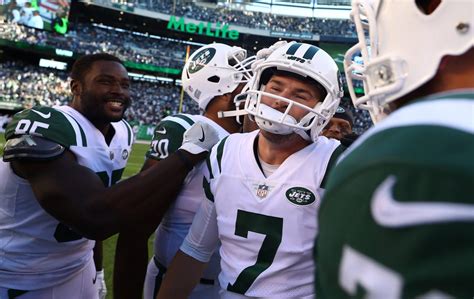 New York Jets Fans Experience Full Range of Emotions in OT Win Over Jaguars