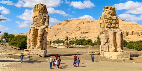 Colossi of Memnon Facts | Colossi of Memnon History