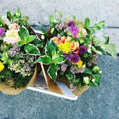 Remembering the flower bouquet deliveries over the summer. #gardenbouquets | Flower bouquet ...