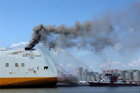 Grande Costa D'Avorio ship fire in Newark kills firefighters | Automotive News