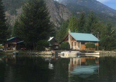 Stehekin Lake Cabin - Tranquility on Lake Chelan