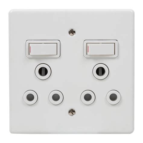 Crabtree SABS Twin Switchplug 100x100, - Cashbuild