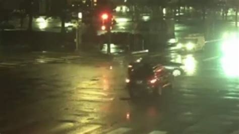 Caught on camera: Driver runs red light, allegedly hits oncoming car | FOX31 Denver