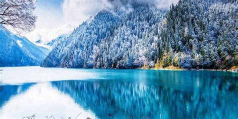 Jiuzhai Valley National Park (Jiuzhaigou) in Aba: Tours, Address ...