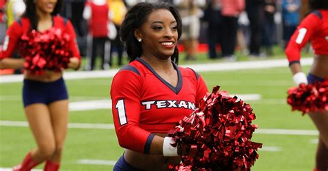 Simone Biles Makes Debut as Honorary Texans Cheerleader | Teen Vogue