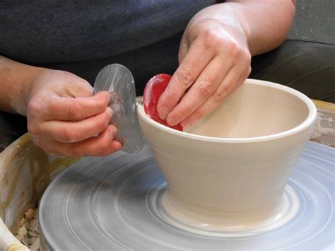 Five Great Pottery Wheel Throwing Techniques | Pottery, Pottery wheel, Ceramic techniques