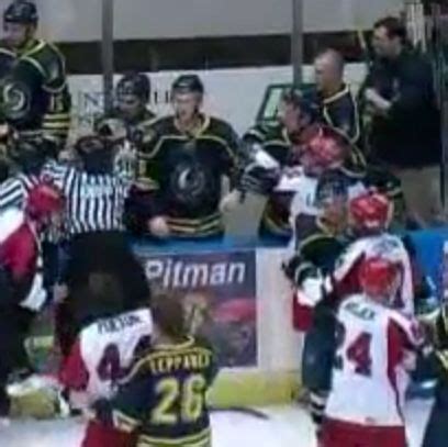 The Best Hockey Fight Of The Year - Gunaxin