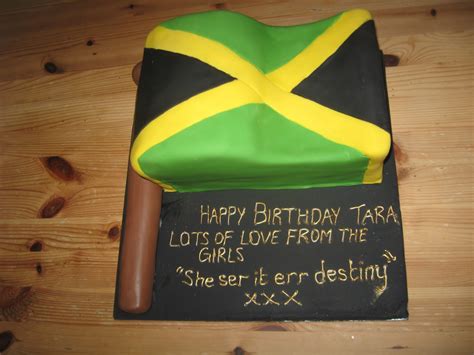 The Great Cake Experience: Jamaican Flag cake