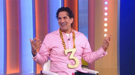 Comedian Gary Gulman talks new comedy special - Good Morning America