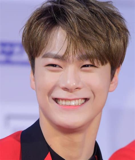 K-Pop Star Moonbin Dies At 25