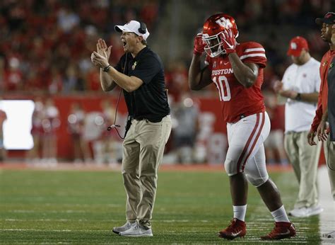 UH AD downplays uncertainty surrounding Major Applewhite's future