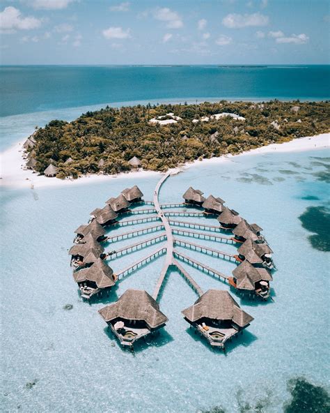 COCO RESORTS: SECLUDED ISLAND IN THE MALDIVES | Coco resort, Maldives ...