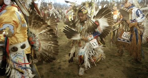 Gathering Of Nations - Large American Powwow | Buffalo Billfold Company