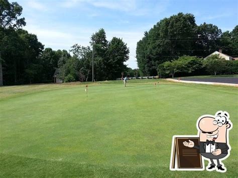 Brushy Mountain Golf Club in Township of Taylorsville - Restaurant reviews