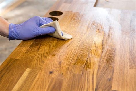 What is the Best Clear Coat for Stained Wood? - Industry DIY