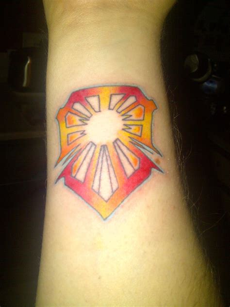 Bright Shield Rune Tattoo by Welshee on DeviantArt