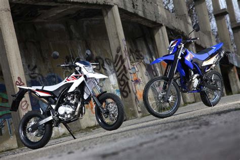 Yamaha Yamaha WR125R - Moto.ZombDrive.COM