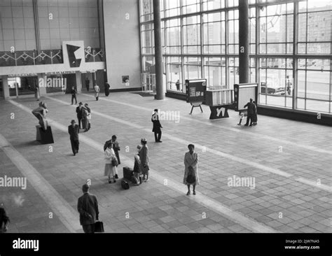 Interior of the hall in the N.S. station Rotterdam et al. in Rotterdam ...