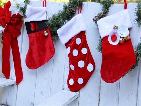 40 Wonderful Christmas Stockings Decoration Ideas – All About Christmas