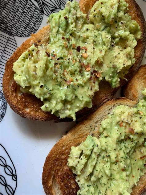 Easy Avocado Toast Recipe - That's It LA