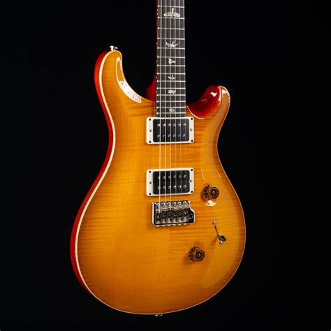 PRS Custom 24 McCarty Sunburst 0718 at Moore Guitars