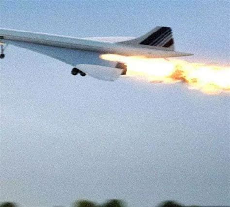 25 Images of the Disastrous Concorde Crash of 2000 | Concorde, Aviation ...