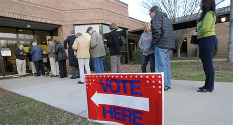 Group: Internet voting poses risk - POLITICO