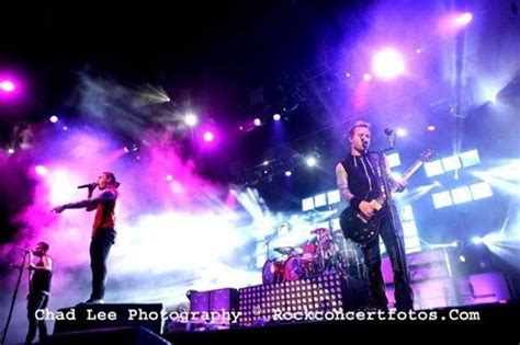 Awesome pic of Shinedown