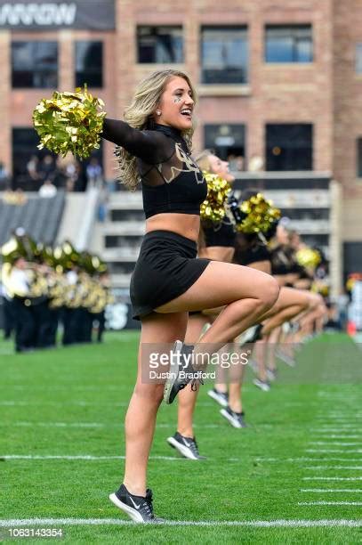 Buffalo Cheerleaders Photos and Premium High Res Pictures - Getty Images