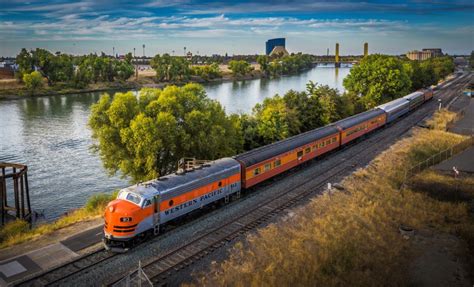 VIP Cocktail Train Ride - Old Sacramento Waterfront