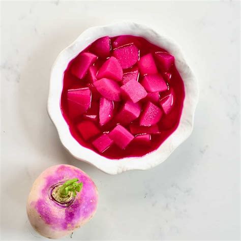 Simple Middle Eastern Pickled Turnips (pink pickles) - Alphafoodie