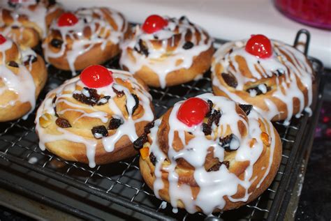 simple belgian buns recipe | STIFF PEAKS