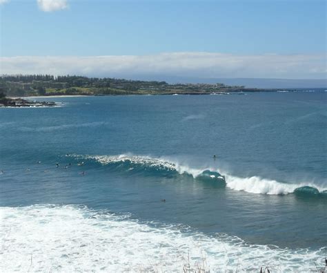 Kihei Maui Surfing Spots | Kalama Park & Cove | Maui Surf Lessons