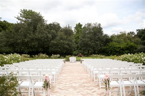 VENUE SPOTLIGHT: Harry P. Leu Gardens | Orlando, FL | Romantic Garden Venue - Live Happy Studio