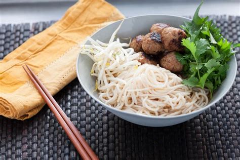 Recipe: Vietnamese Bun Cha with Rice Noodles & Asian Herb Salad - Blue ...